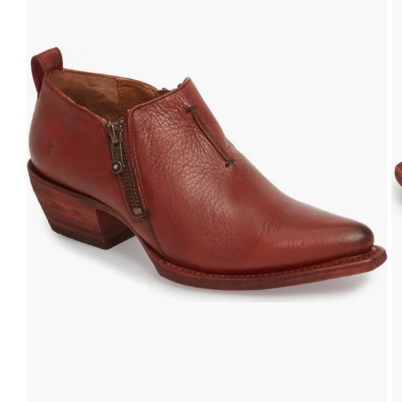 Frye Shoes - Frye Sacha Moto Shootie